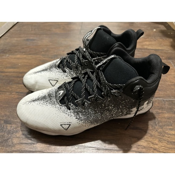 Under Armour Football Cleats Mens Size 11.5
 LOCKED DOWN CLEATS - Picture 1 of 4